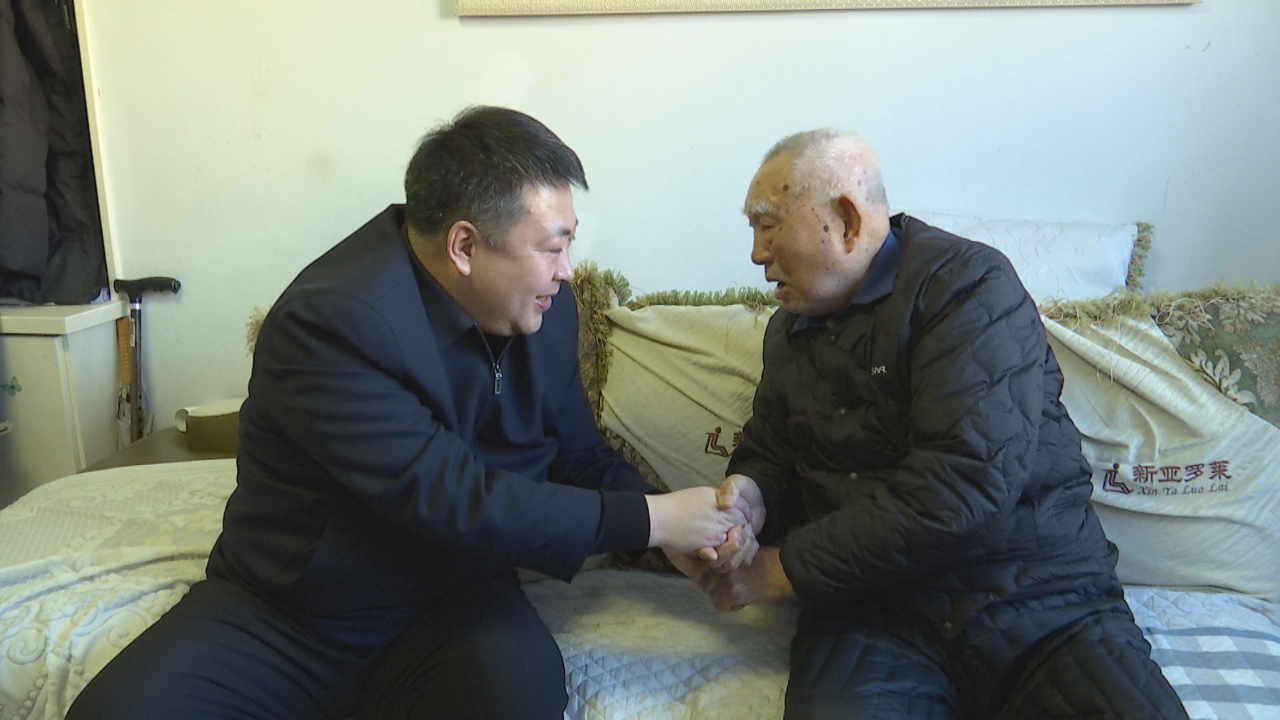 塔河县委书记李宁春节前夕开展走访慰问_ 塔河要闻_ 塔河县人民政府